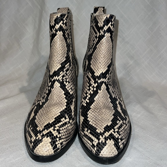 Sz 36.5 6.5 Rag & Bone Snakeskin Chelsea Ankle Boots Booties - Picture 3 of 6